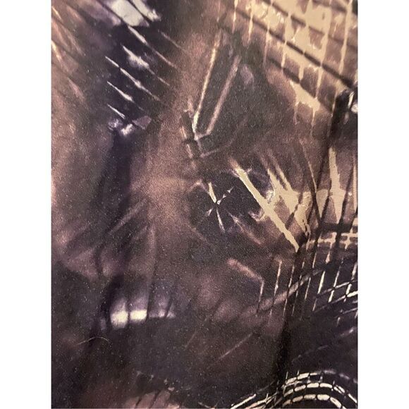 Nike Dri fit women’s purple pattern, zip mock neck, active wear top S/medium - Picture 4 of 5